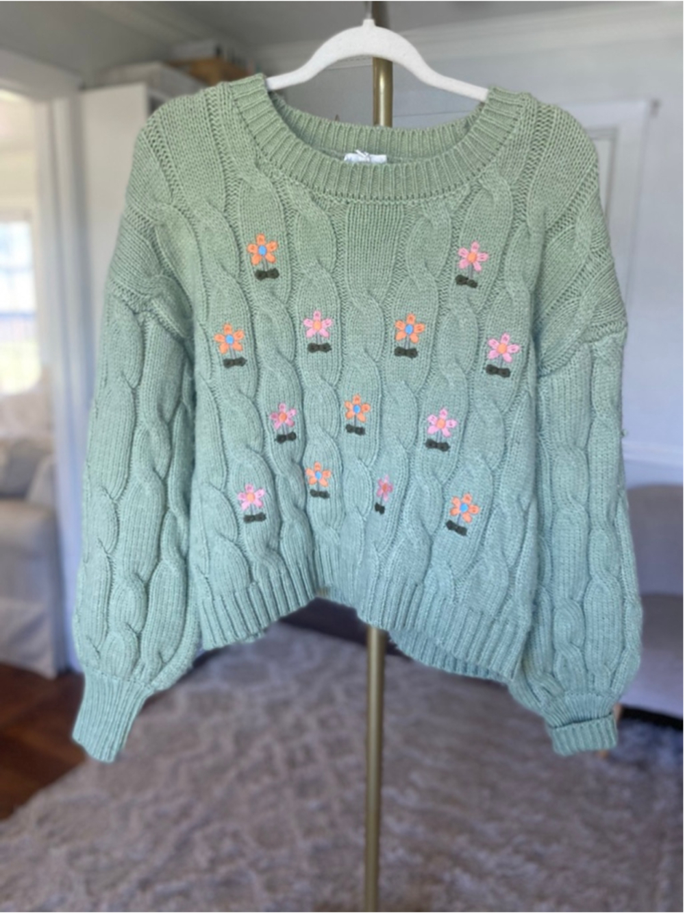 Willow & Wind Cable Knit Floral Sweater Embroidered Cropped Chunky Coquette Boho - Picture 2 of 6